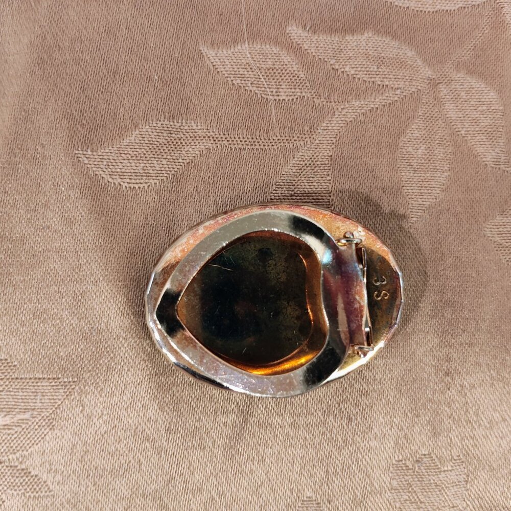 Vintage French Cameo White Rose Scarf Clip, Used - Picture 6 of 7